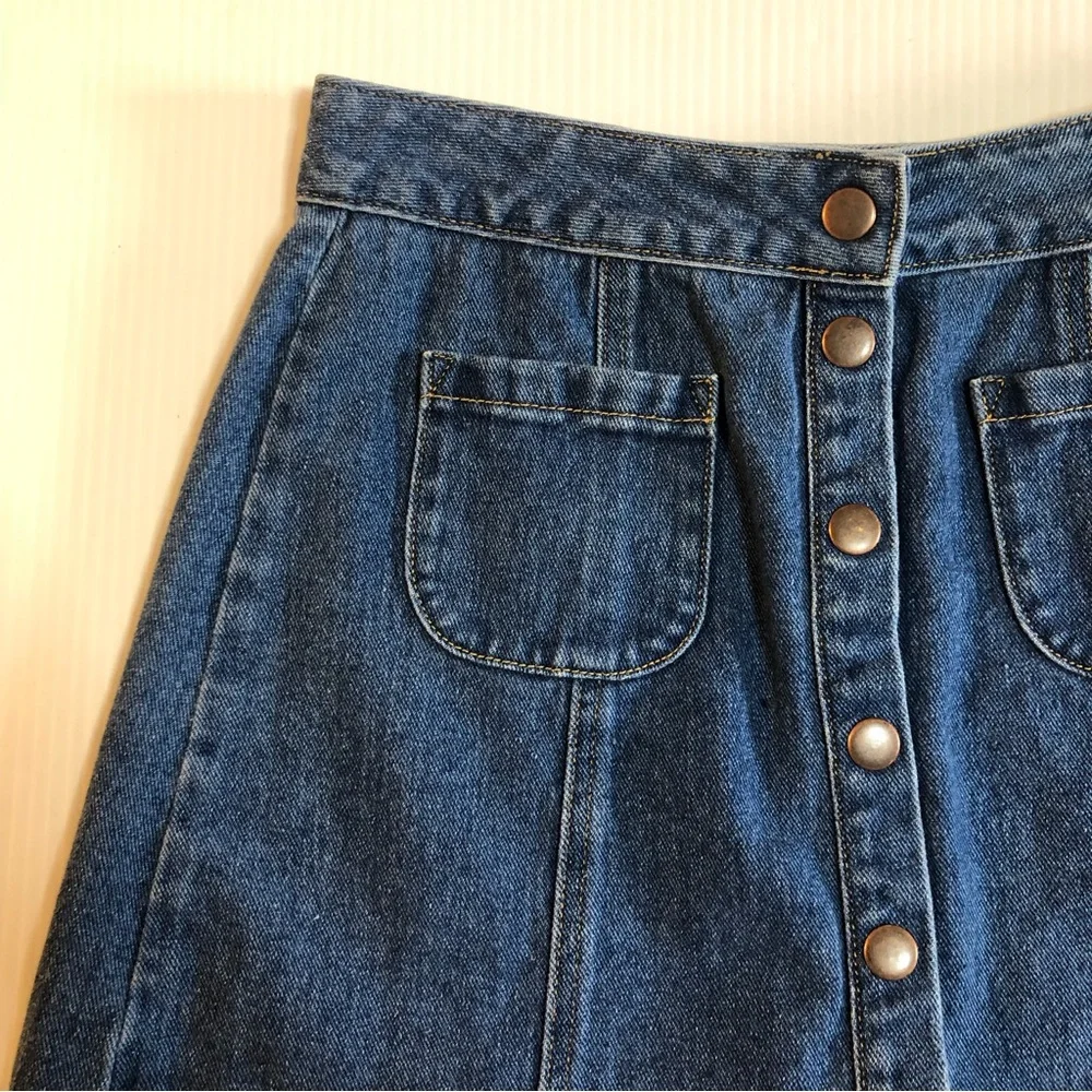 Brandy Melville Snap Front Denim Mini Skirt, 27 - Picture 5 of 11